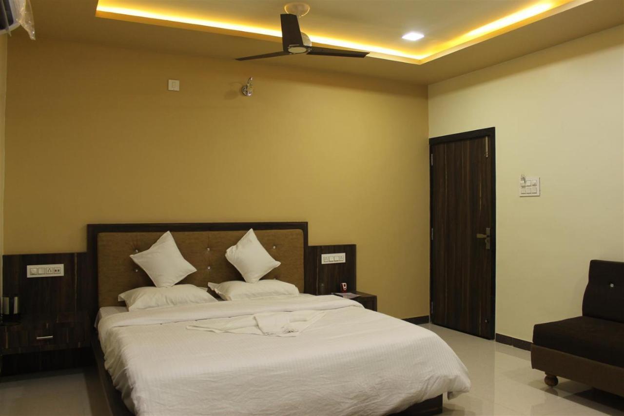 Hotel Shri Sharanam Maheshwar 外观 照片
